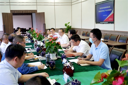 瀘州市政協(xié)調研 (2)002.jpg